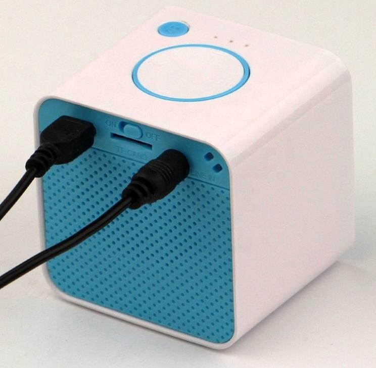 Hands-free Aux Portable Mini microphone Wireless Speaker box