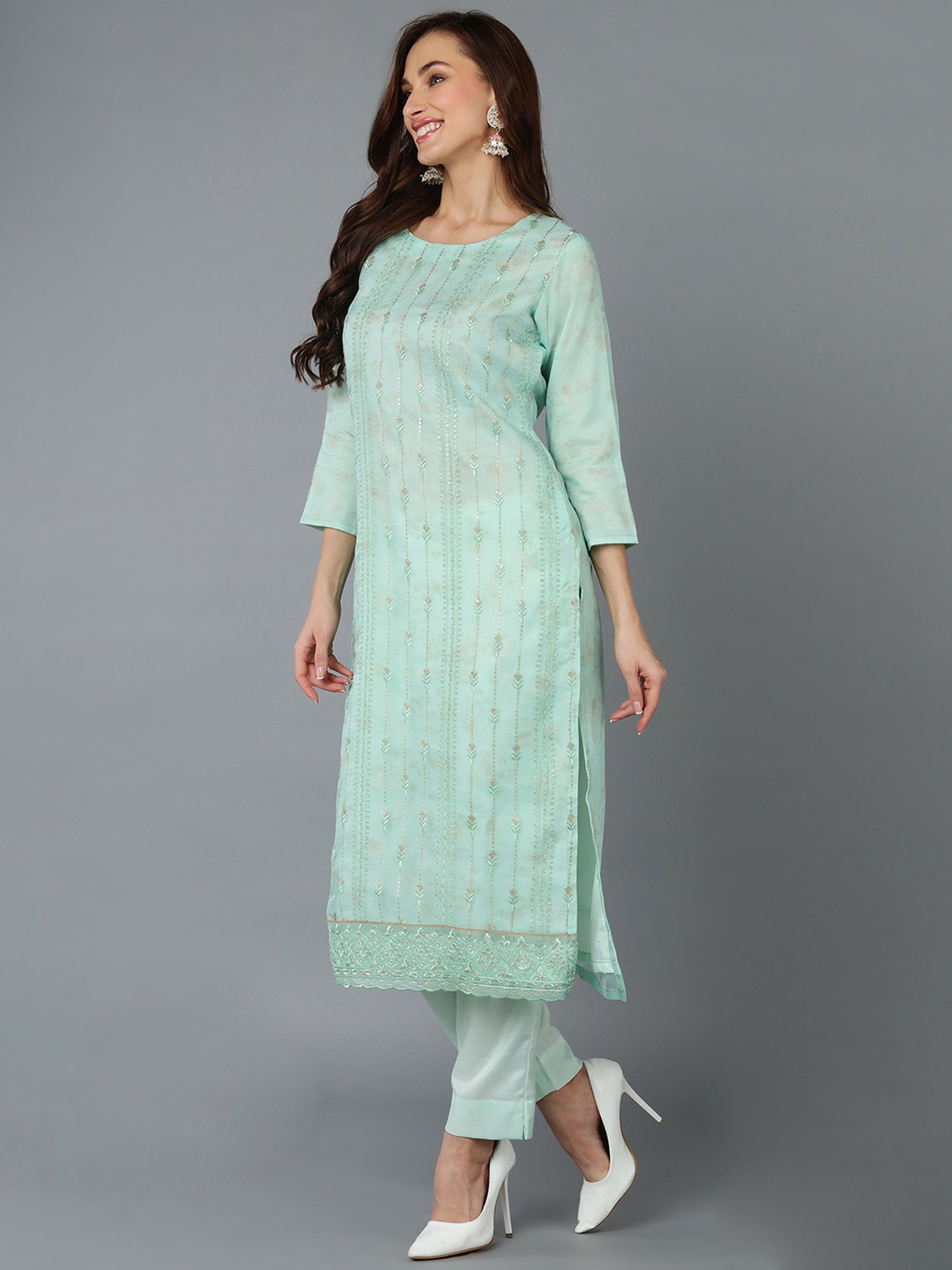 Vaamsi Sea Green Embroidered Kurta Pant Set With Dupatta