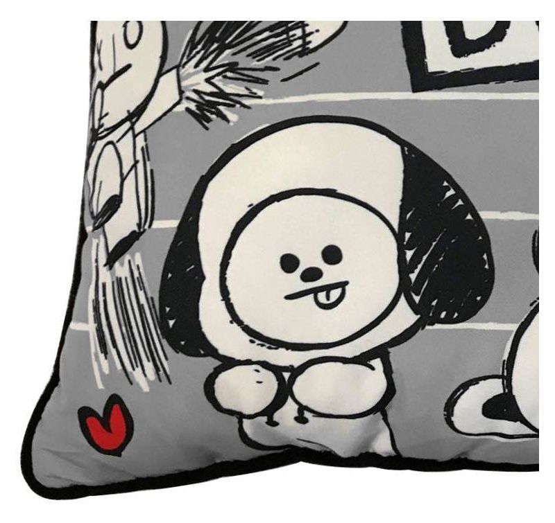 BT21 Line Friends Doodle Throw