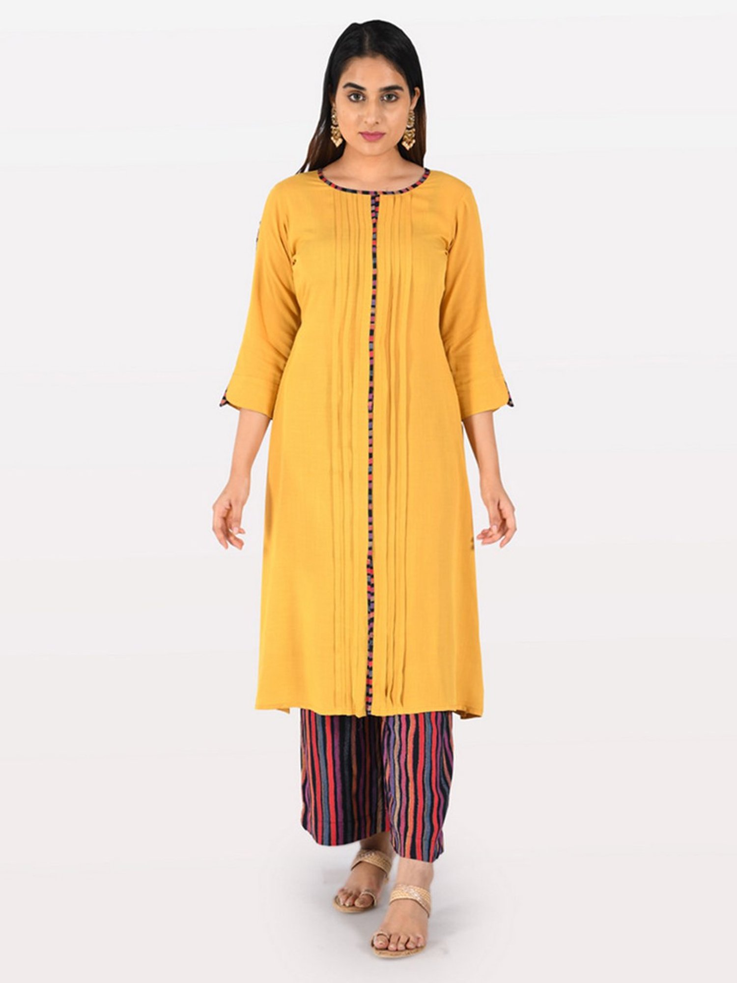 Neeru's Yellow Straight Kurta