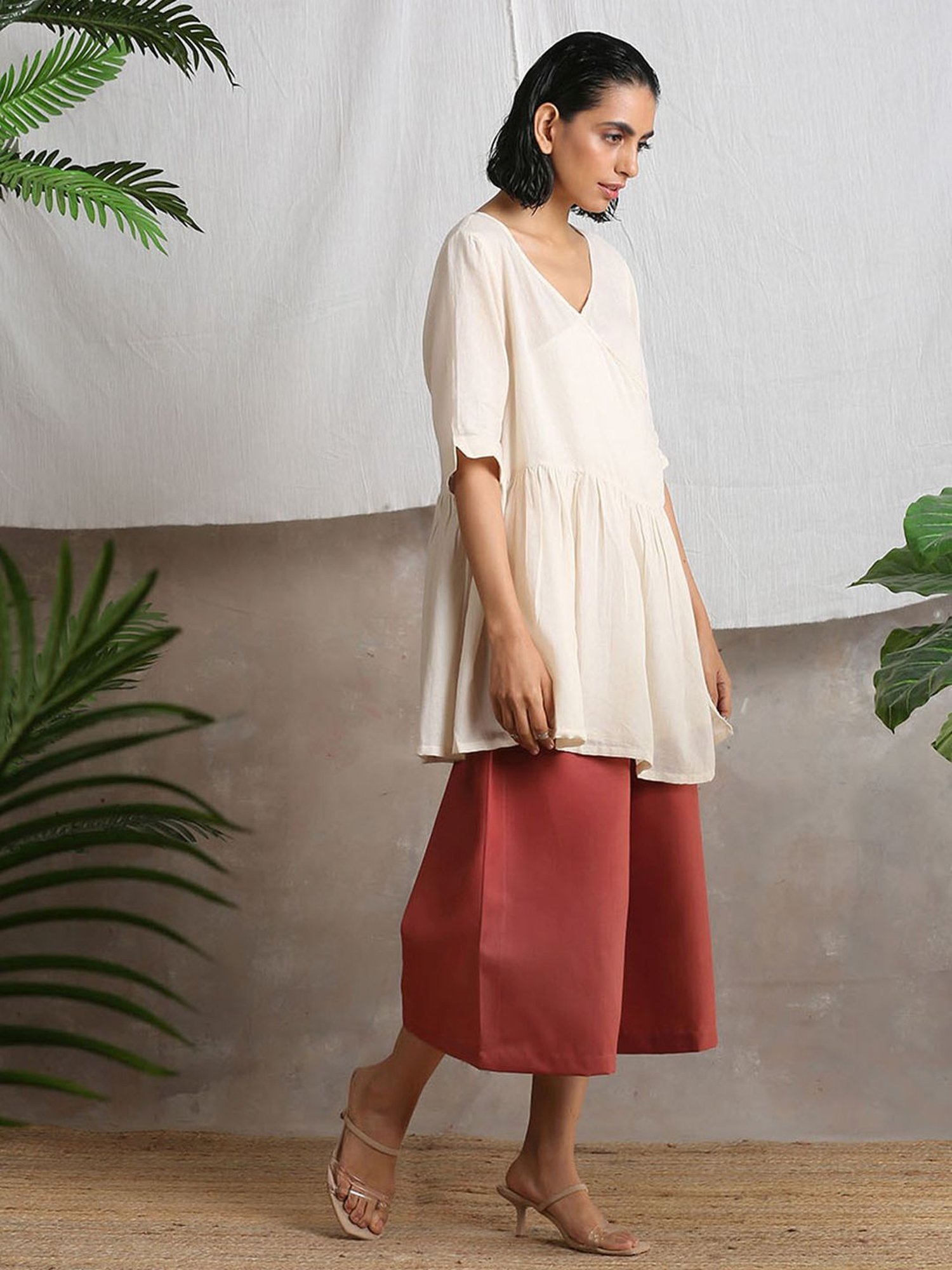 true Browns Barn Red Cotton Linen Palazzo