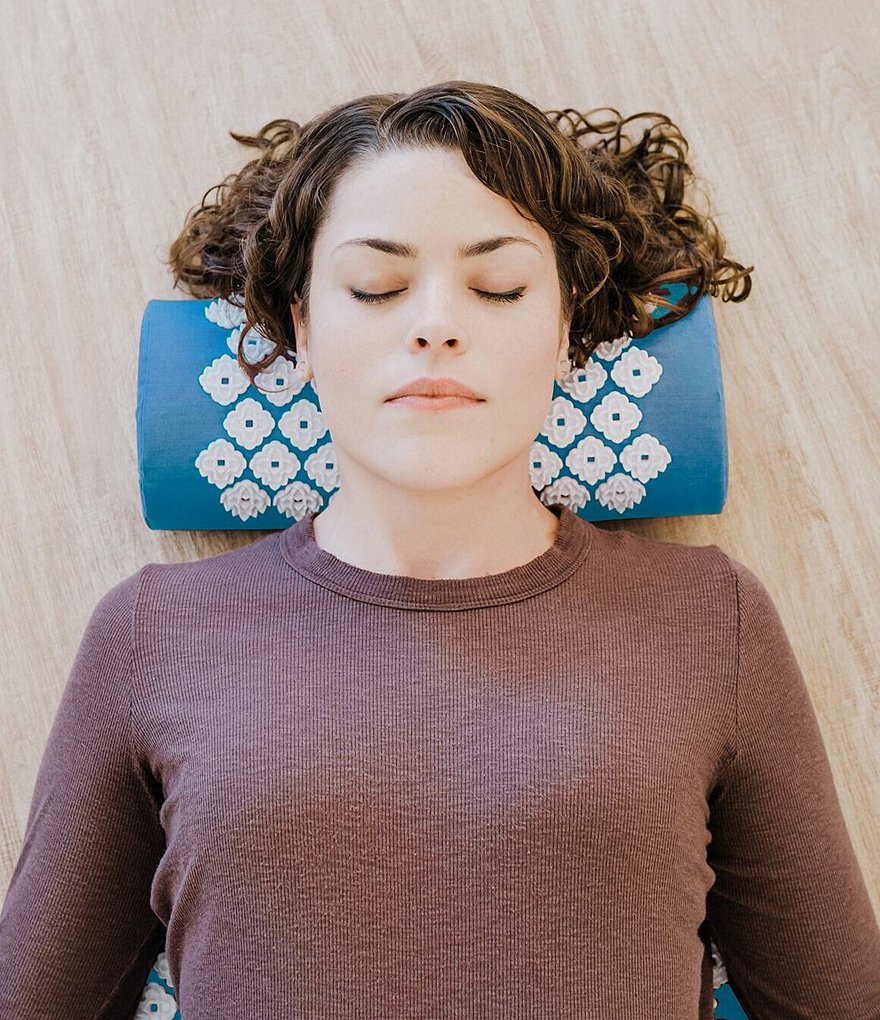 Kanjo Memory Foam Acupressure Mat Set