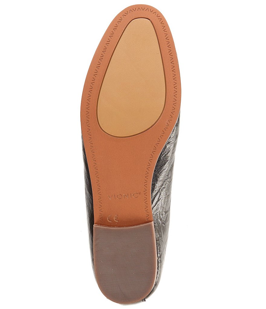 Vionic Willa II Leather Slip-On Loafers