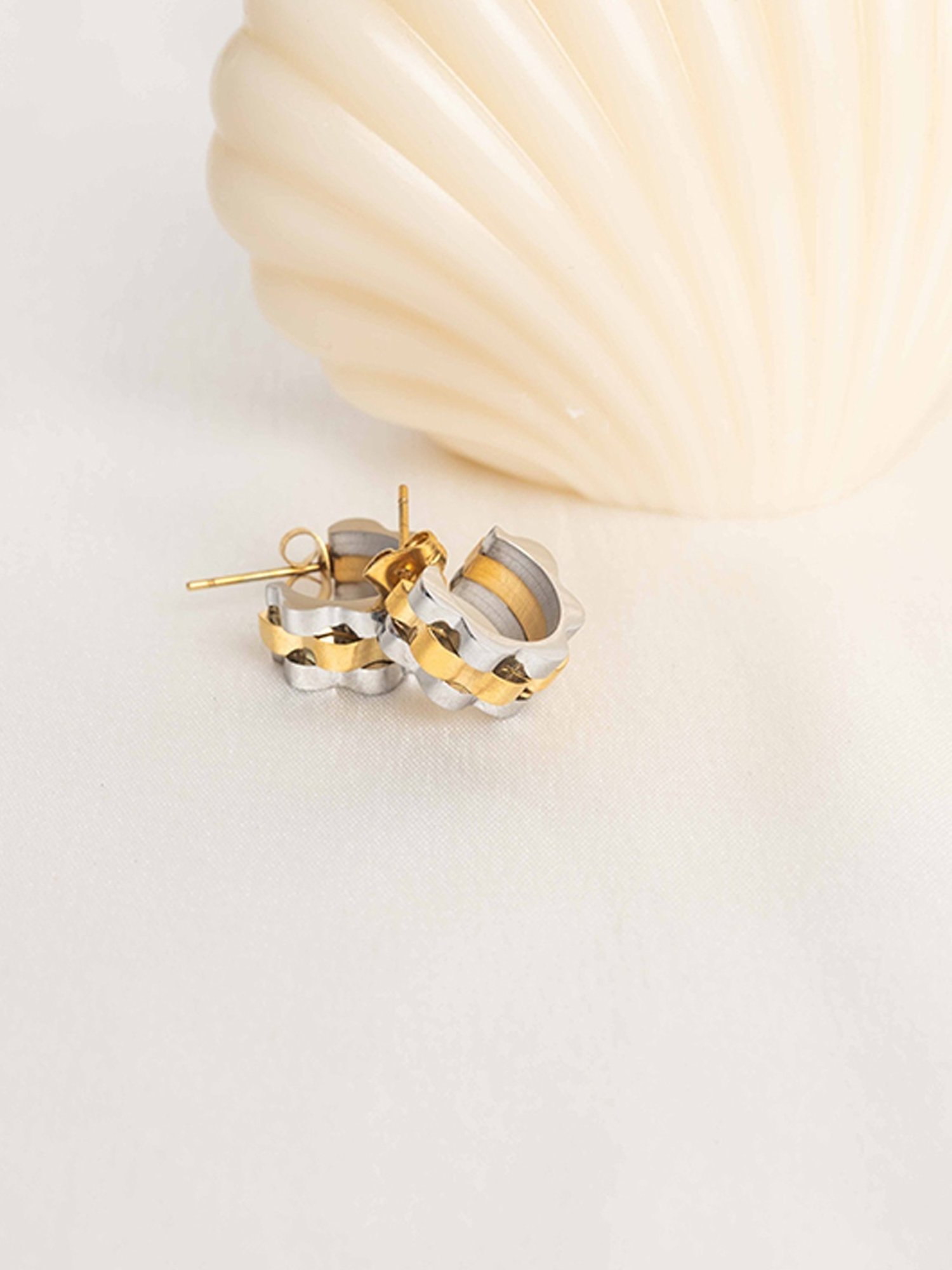 Perfectly Average Dual Tone Huggies for Women & Girls