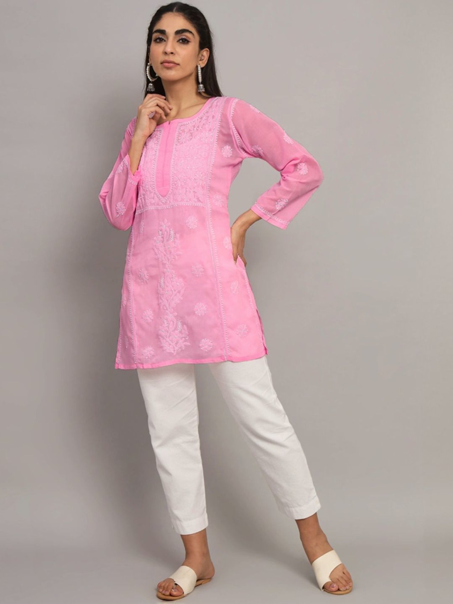 PARAMOUNT CHIKAN Dusty Rose Cotton Hand Embroidered Chikankari Straight Kurti