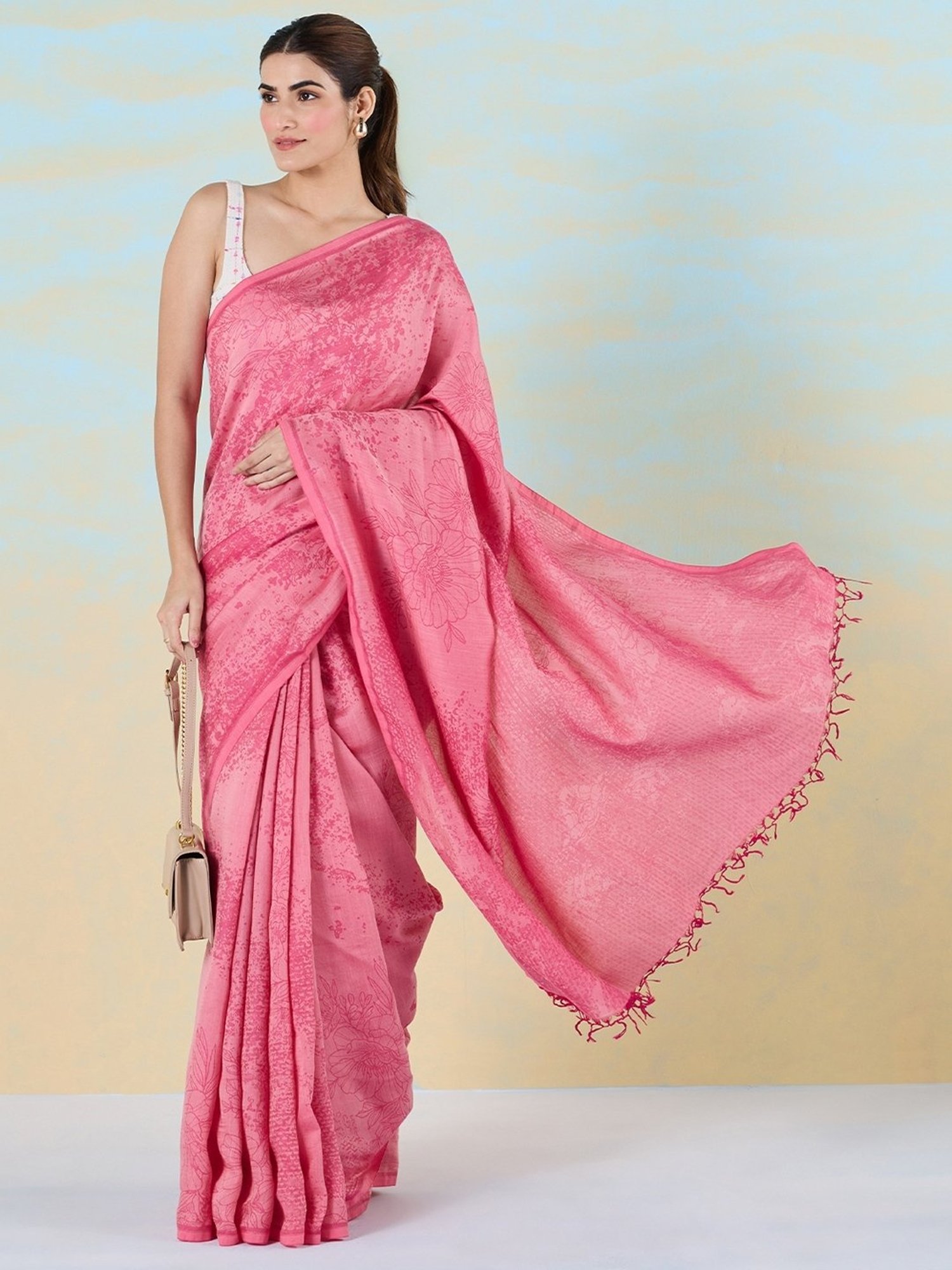 navyasa by liva Pink Floral Print Saree With Unstitched Blouse