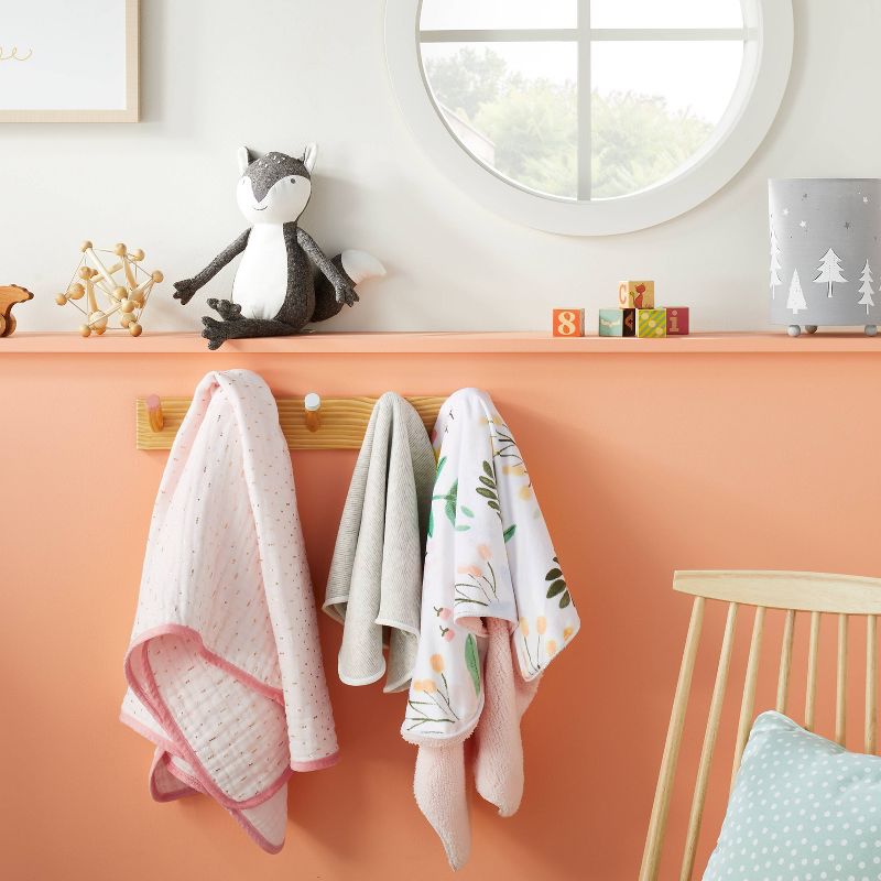 Plush Velboa Baby Blanket Meadow - Cloud Island™ Pink