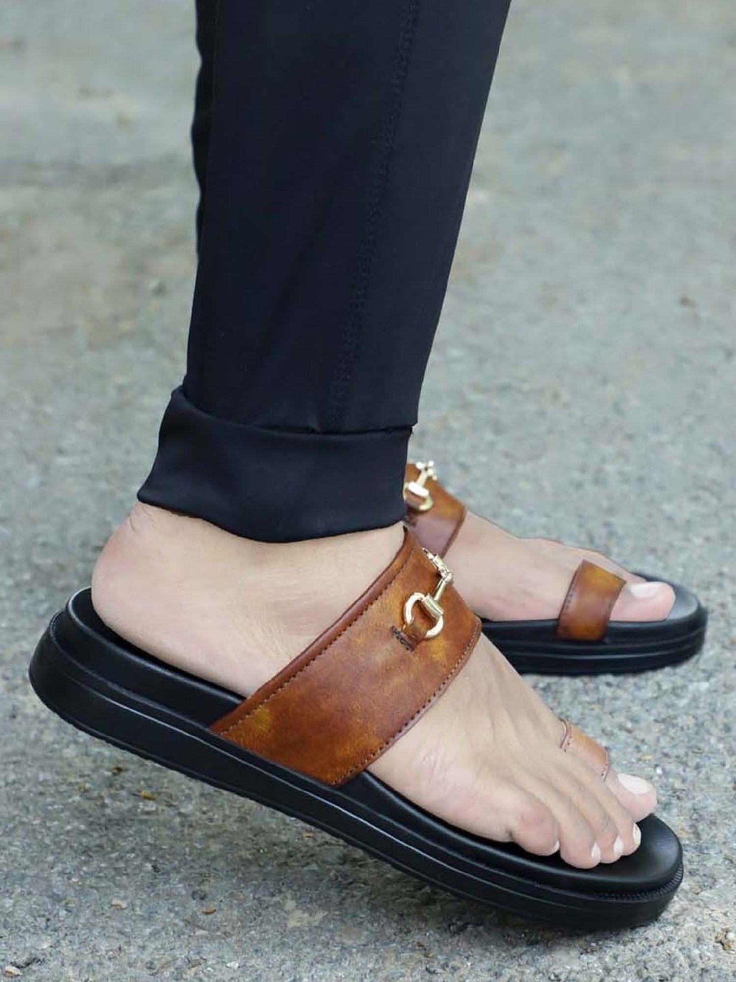 Eego Italy Men's Tan Toe Ring Sandals