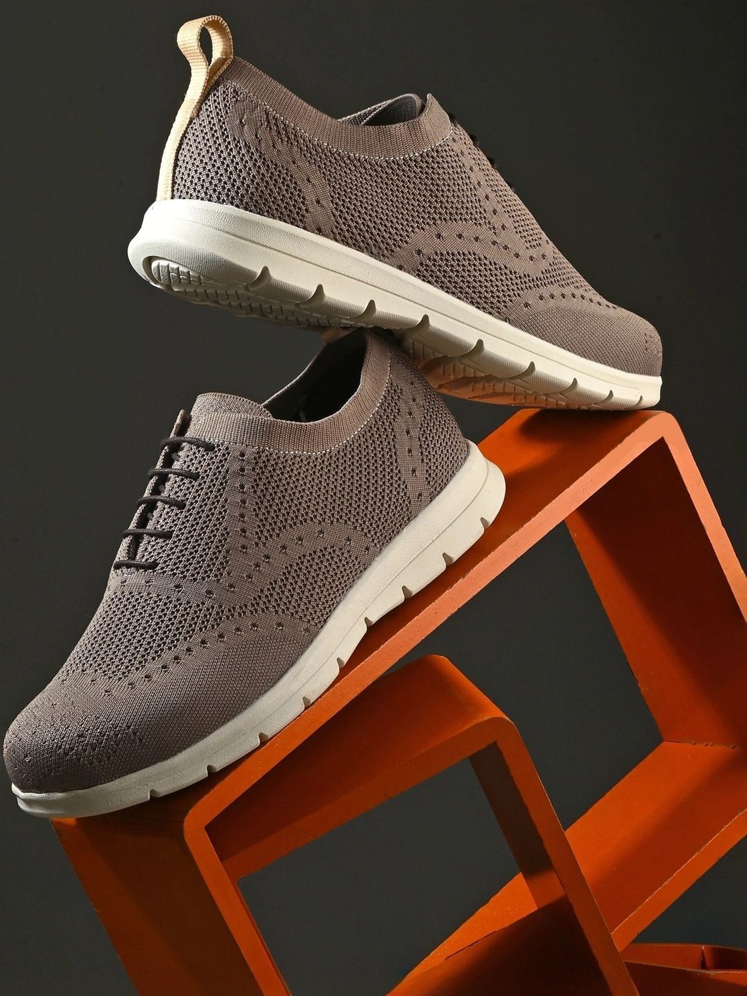 Hoversole Men's Lane Brown Brogue Shoes