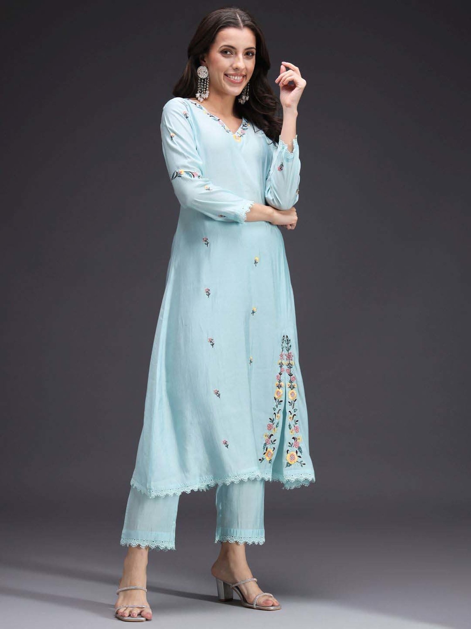 Heeposh Blue Embroidered Kurta Pant Set