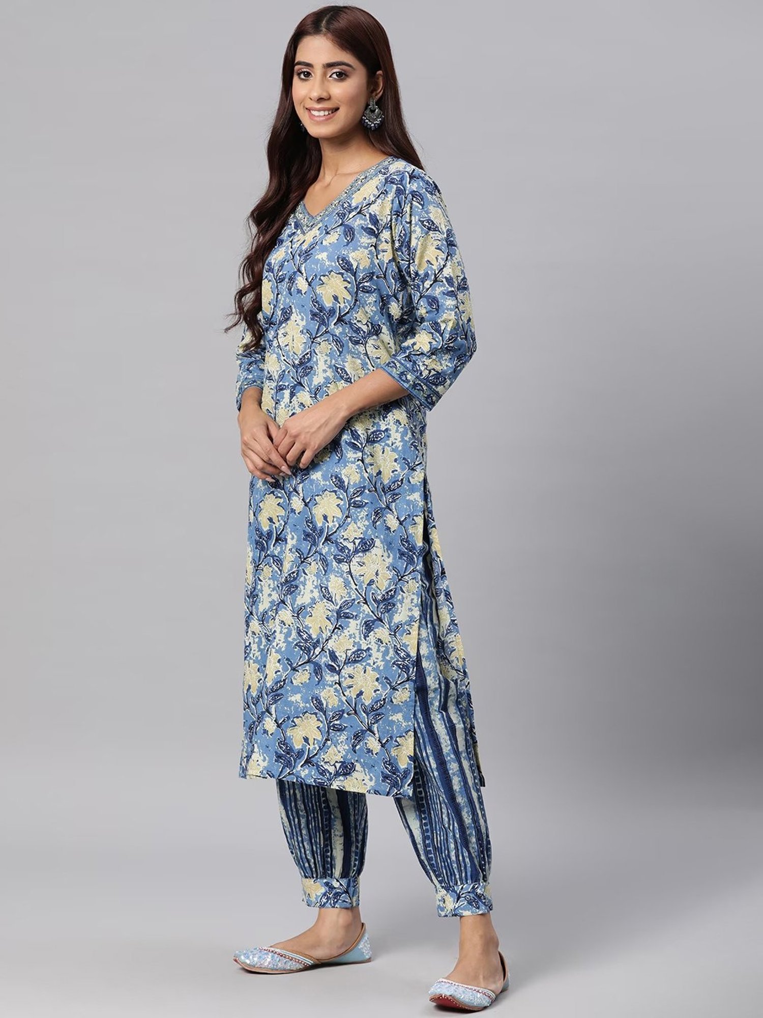 READIPRINT FASHIONS Blue Cotton Floral Print Kurta Salwaar Set With Dupatta