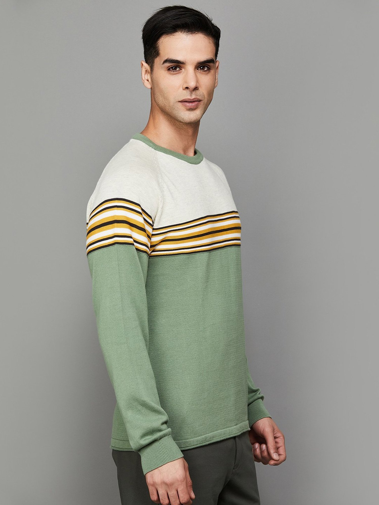 Code by Lifestyle Green & White Cotton Regular Fit Colour Block Sweaters