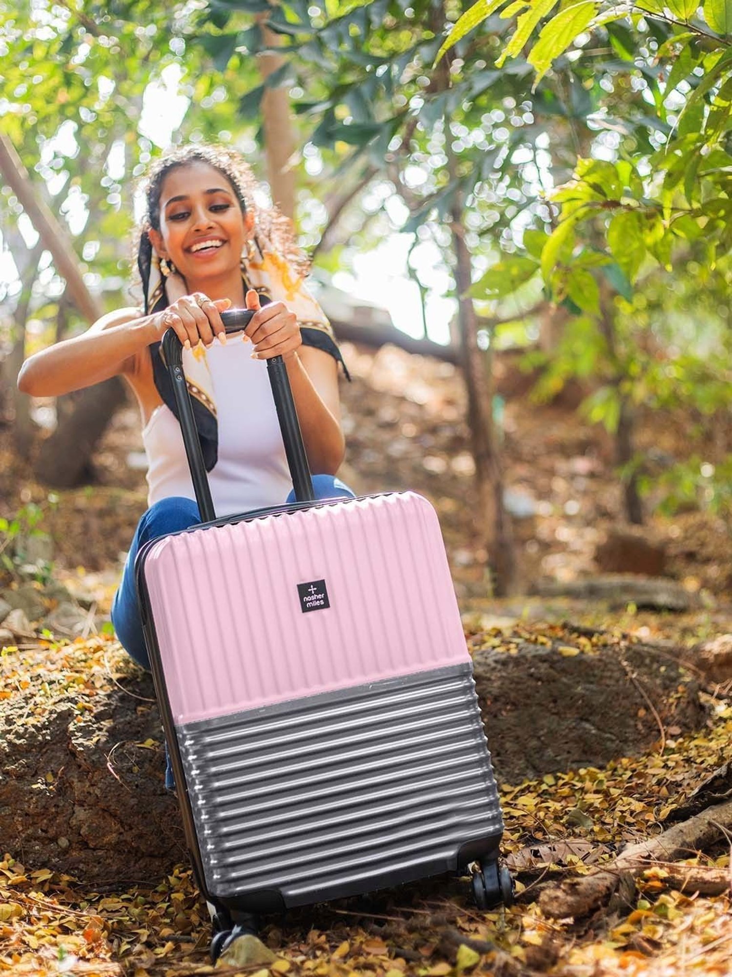 Skybags Salsa Red Solid Hard Medium Trolley Bag - 46 cm