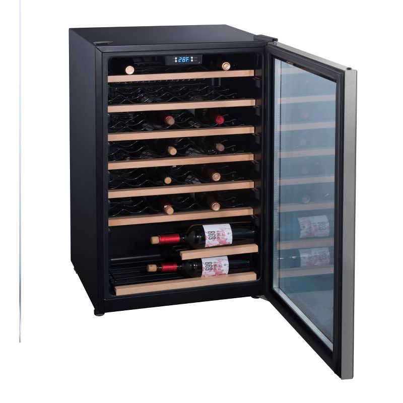 Avanti CF24Q0W 2.5 Cubic Foot Stand Alone Upright Chest Deep Freezer, White