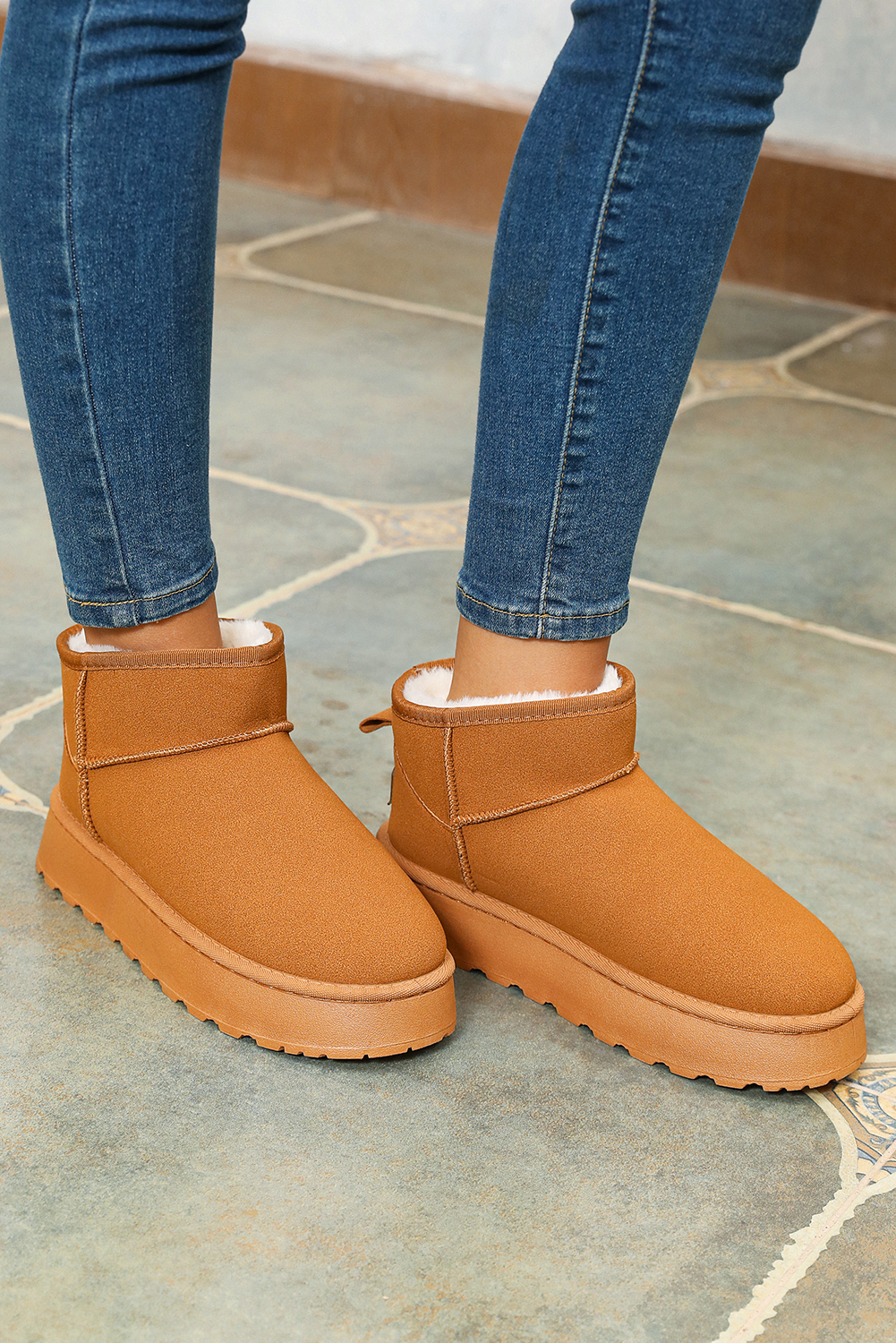 Bagatt Women's Fiona Black Chelsea Boots