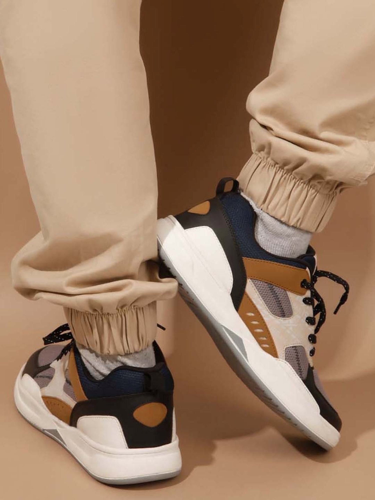 ID Men's Grey Casual Sneakers