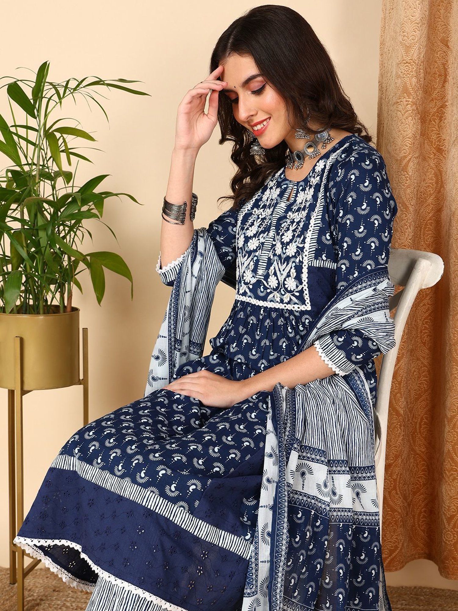 Vaamsi Blue Cotton Printed Kurta Pant Set With Dupatta