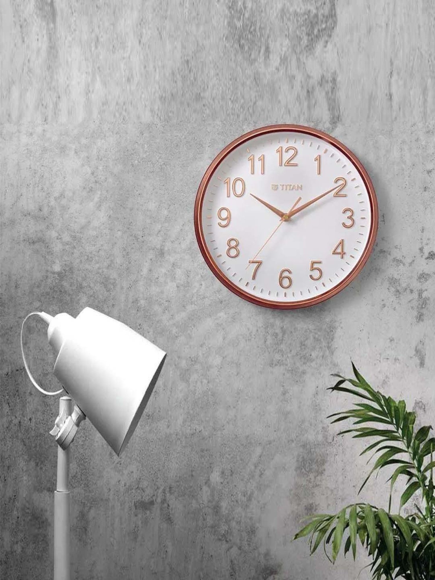 SEIKO classic black plastic wall clock with sweep movement