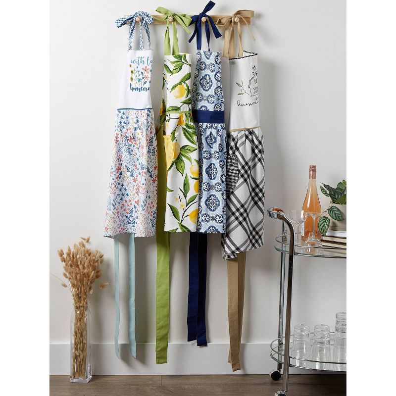 Gallerie II Skeleton Pattern Full Apron