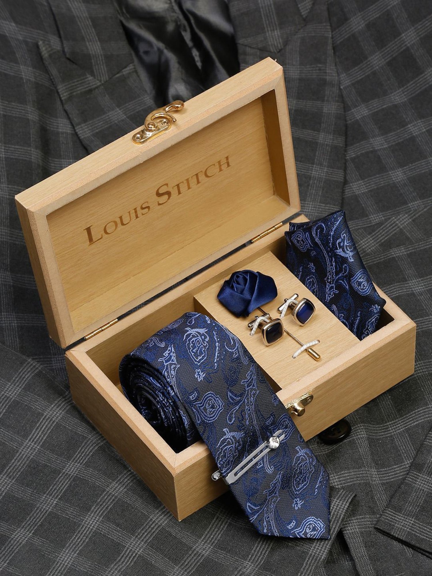 Louis Stitch Blue Embroidered Necktie Gift Set - Set of 5