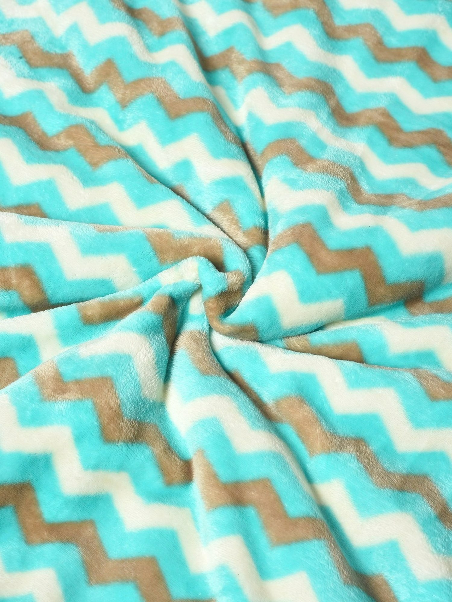 MiArcus Chevron Green 150 TC Polyester Blanket for Kids
