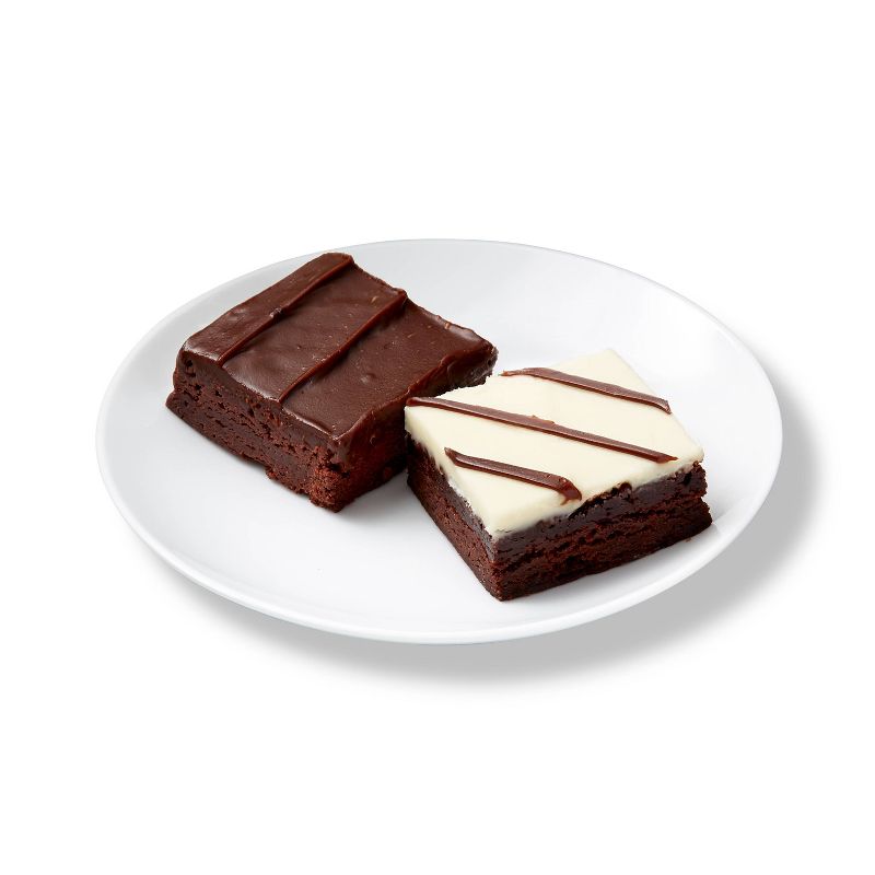 Fudge and Cream Cheese Iced Brownies -16oz/12ct - Favorite Day™