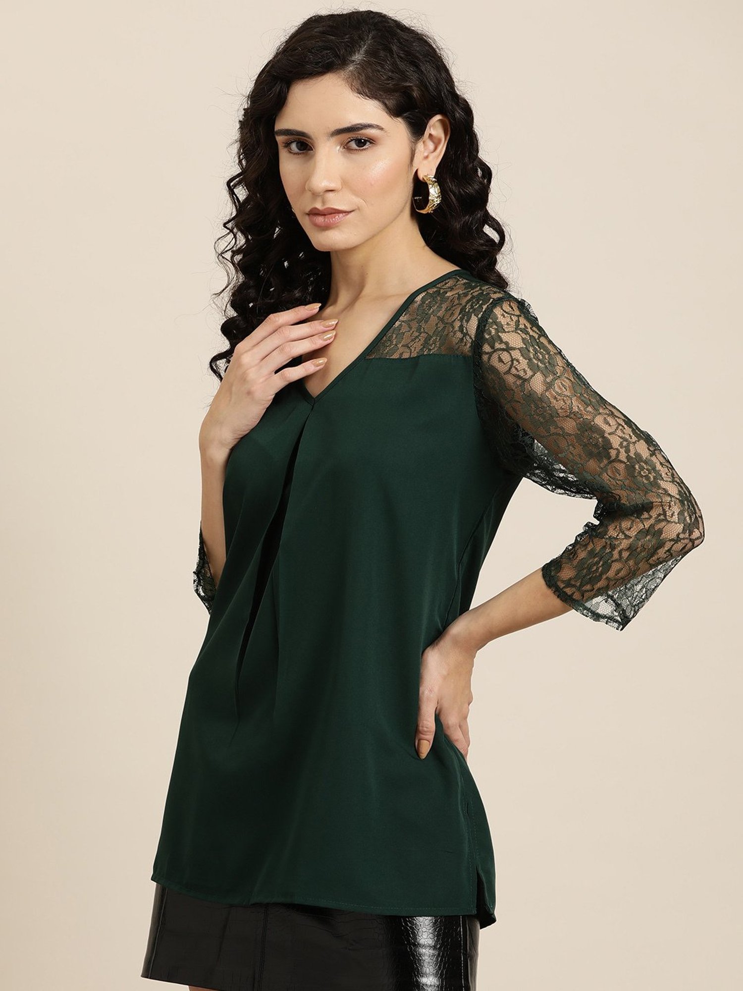 Qurvii Green Regular fit Top