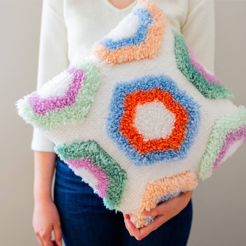 LoRan Latch-Stitch Hexagonal Pillow Kit