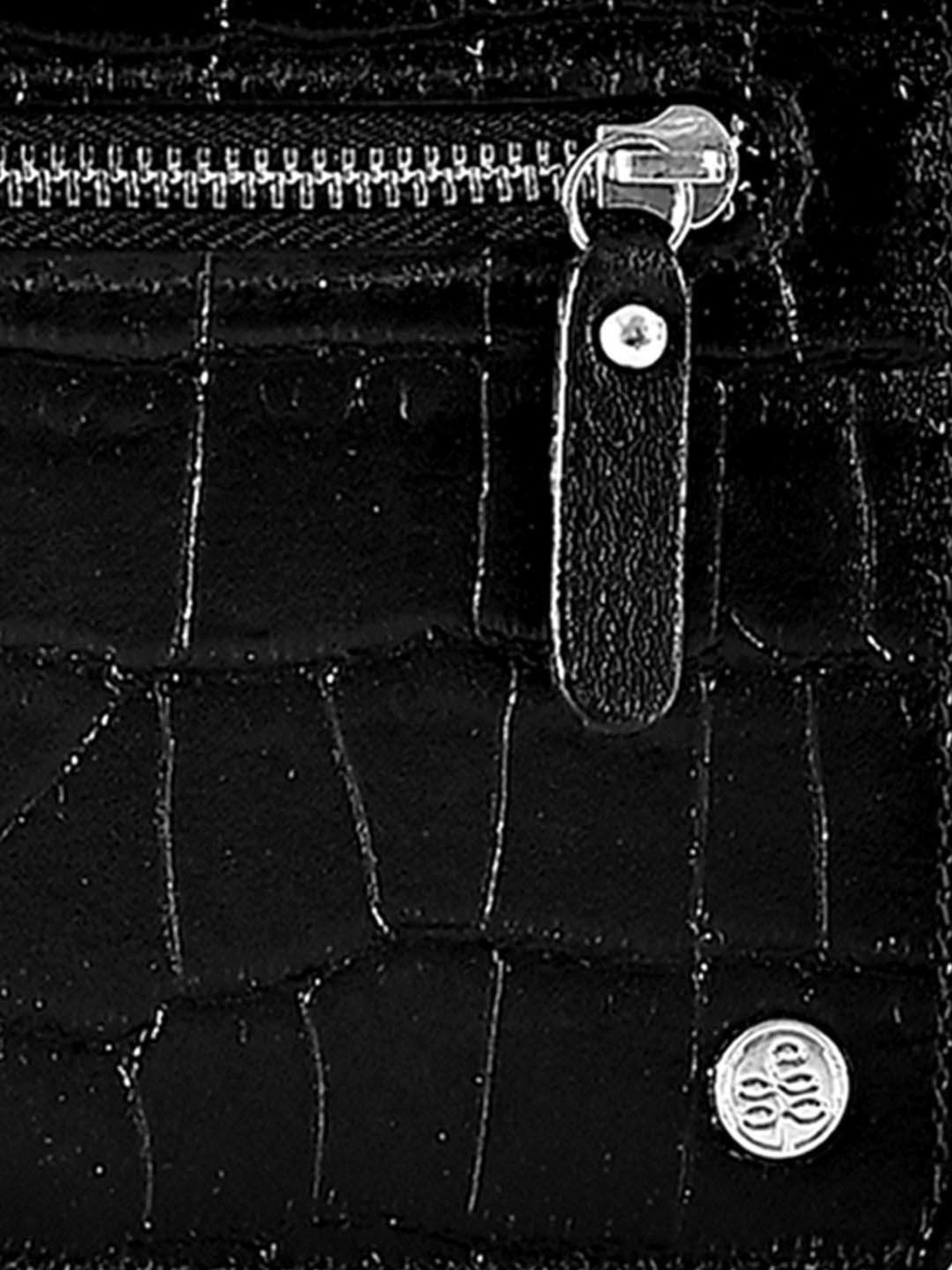 Eske Oisin Black Casual Leather Bi-Fold Wallet for Men