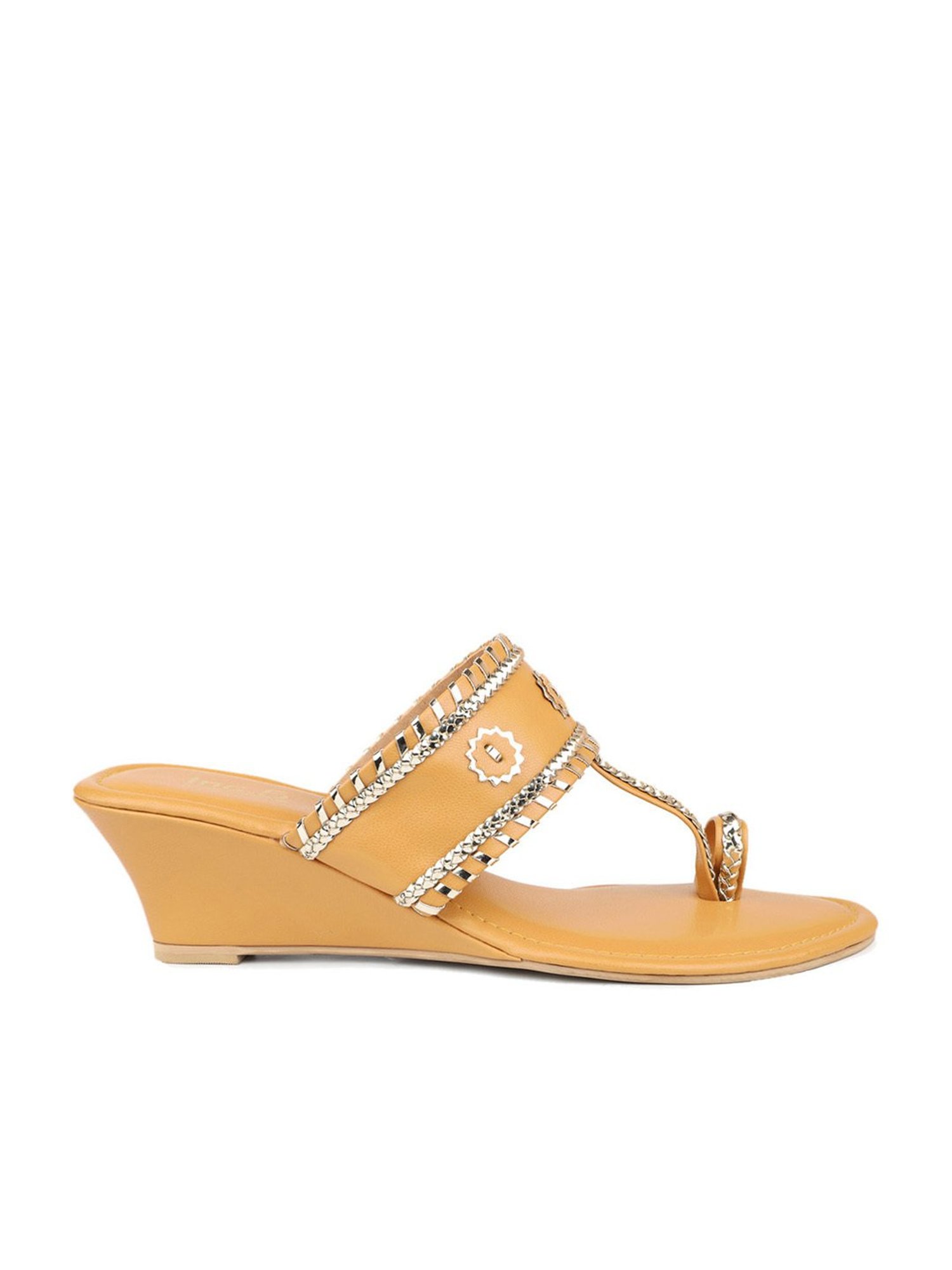 Inc.5 Women's Mustard Toe Ring Wedges