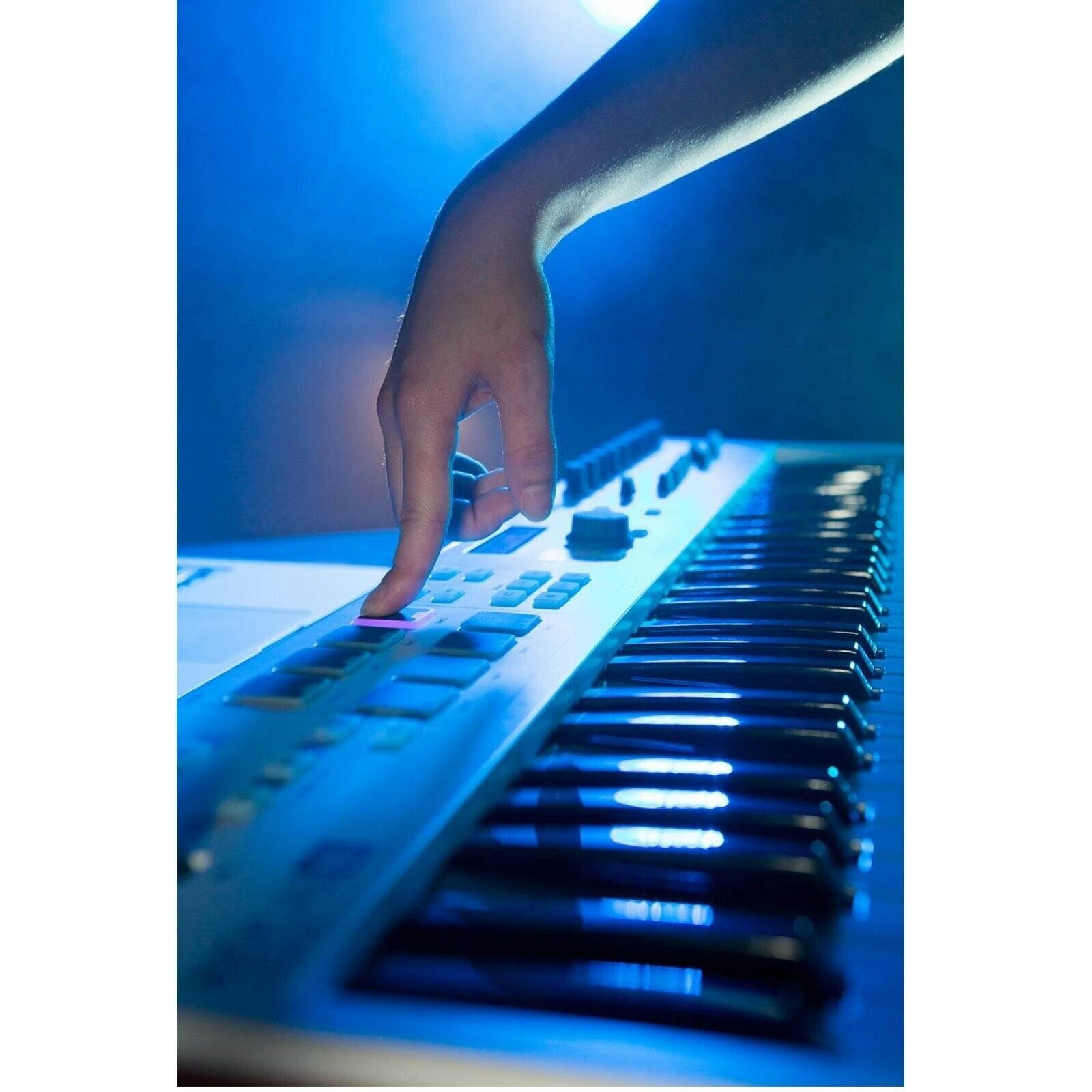 Arturia Keylab Essential 61 61-key USB MIDI Keyboard Controller w Ableton Lite