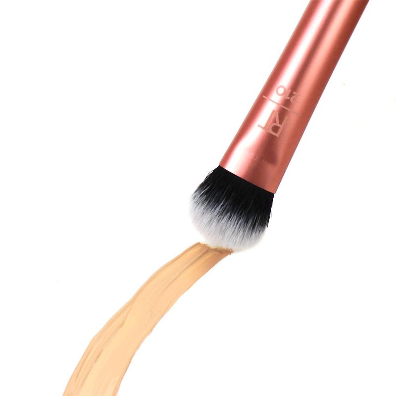 Real Techniques Concealer Brush