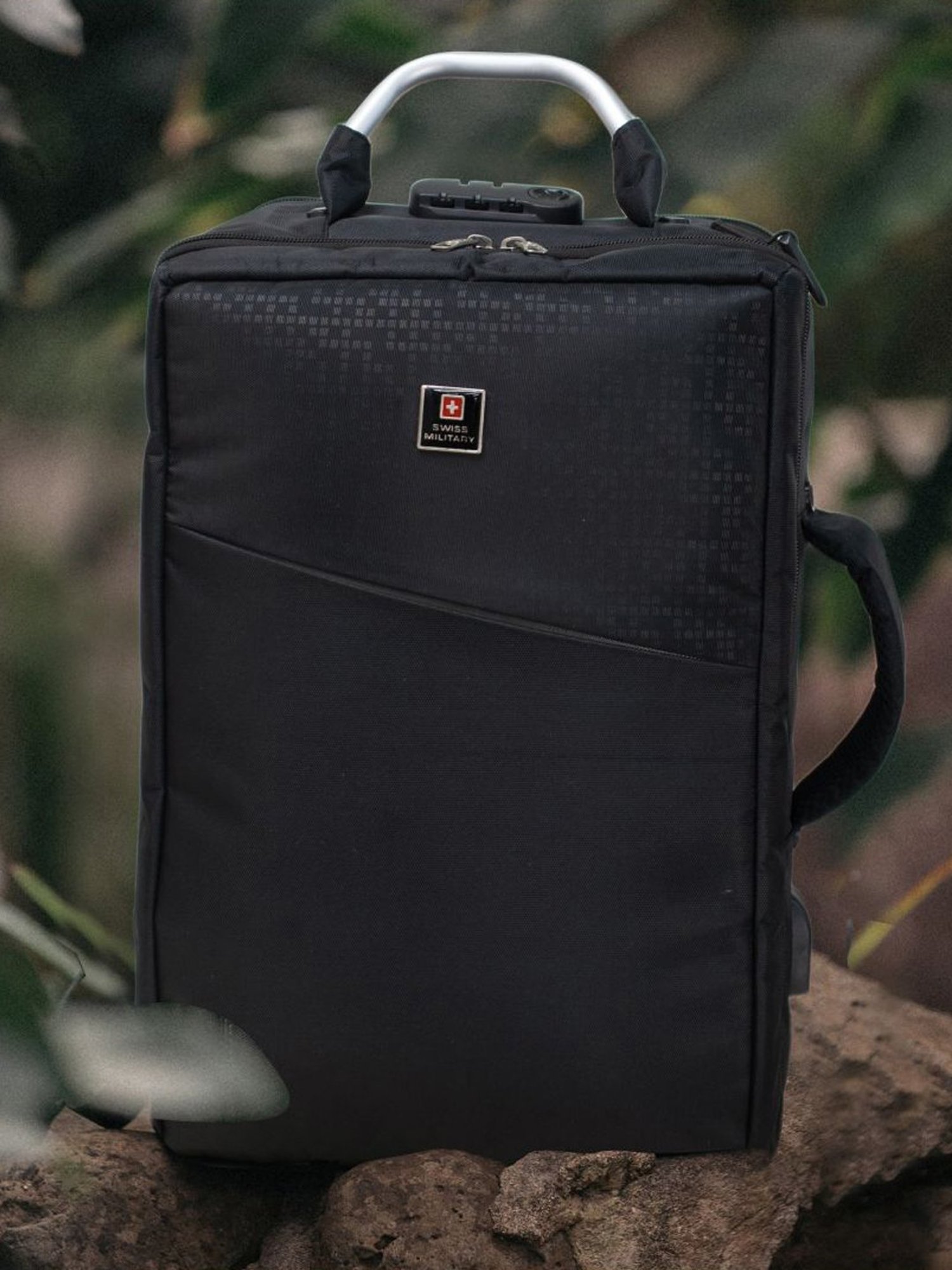 Swiss Military 17 Ltrs Black Large Convertible Laptop Backpack with USB Charging Port