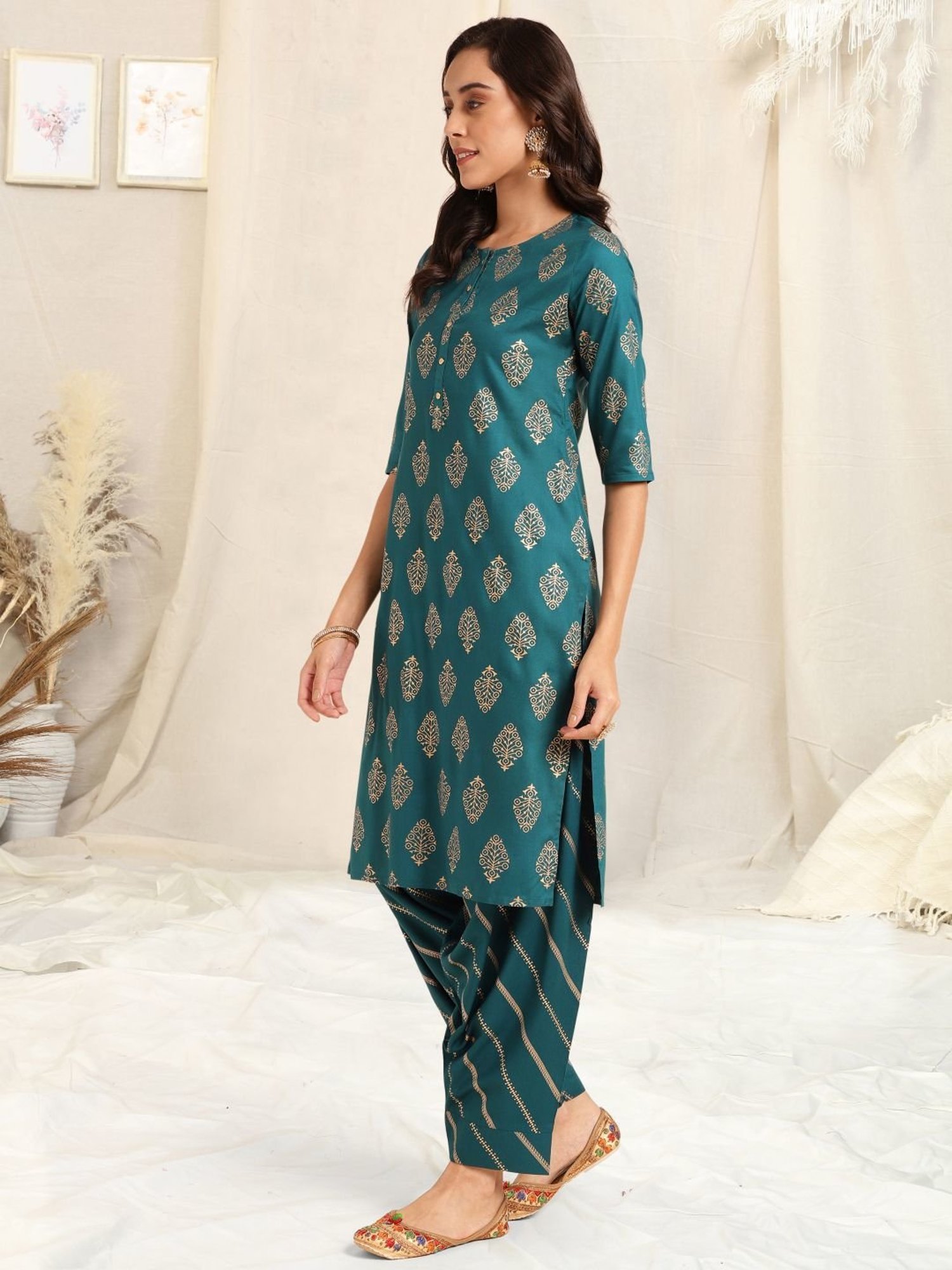 MIRCHI FASHION Blue Printed Kurta Salwar Set