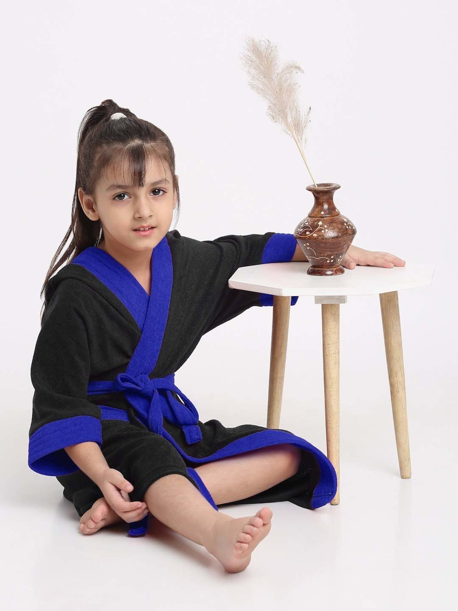 Creeva Melodious Black & Turkish Micro Terry 225 GSM Kids Hooded Bathrobe 4-5 Years With Pocket