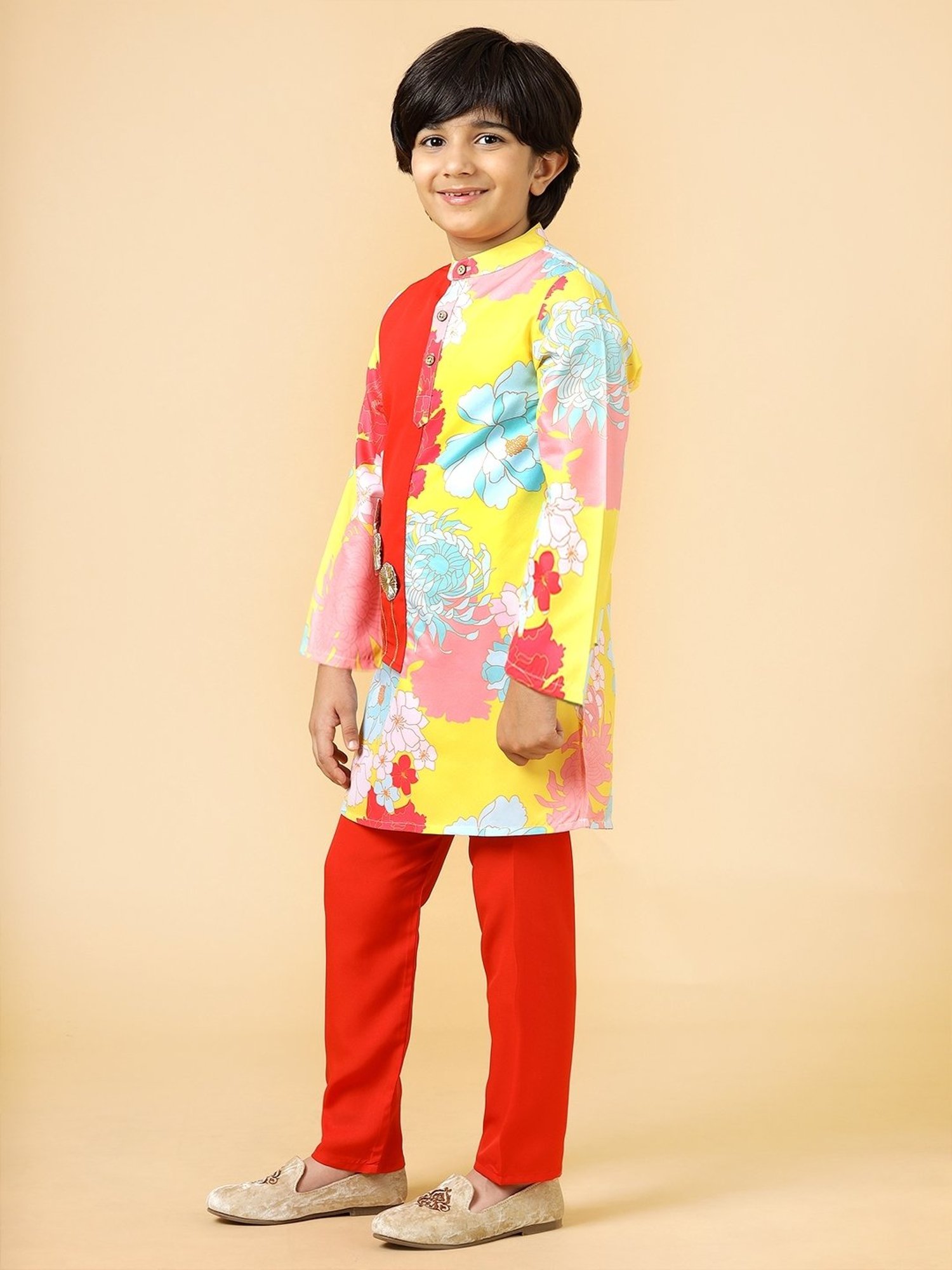 VASTRAMAY Boys Yellow & White Cotton Printed Full Sleeves Kurta Sets