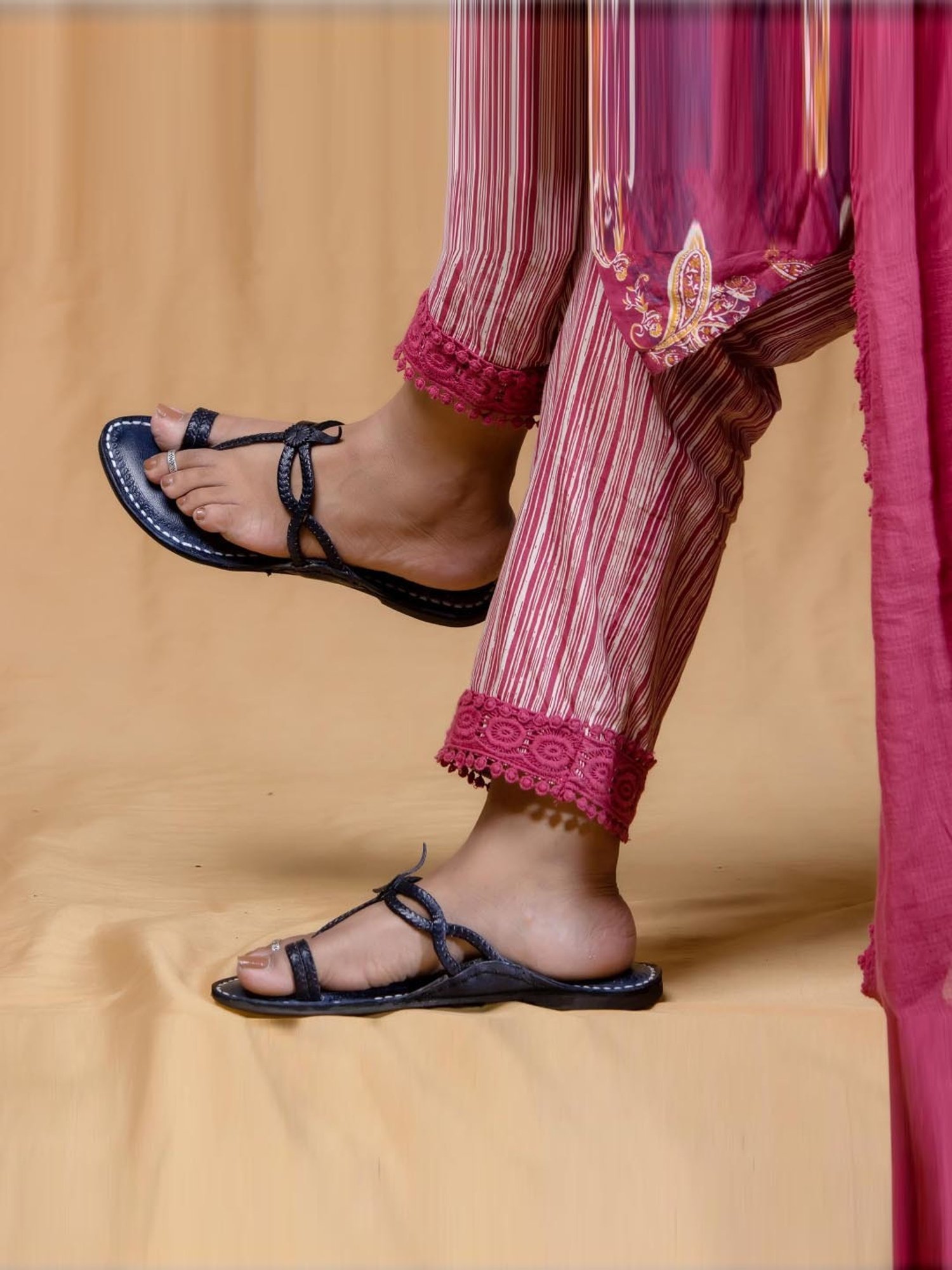 Kalapuri Women's Navy Kolhapuri Sandals