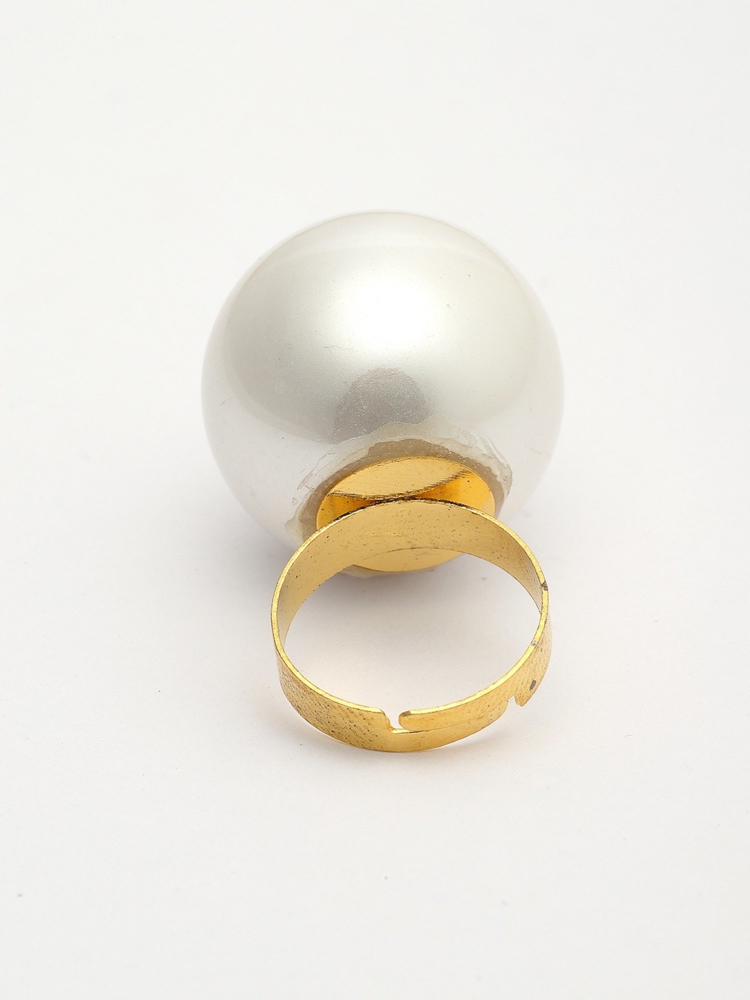 Moedbuille Handcrafted Pearl Studded Finger Ring