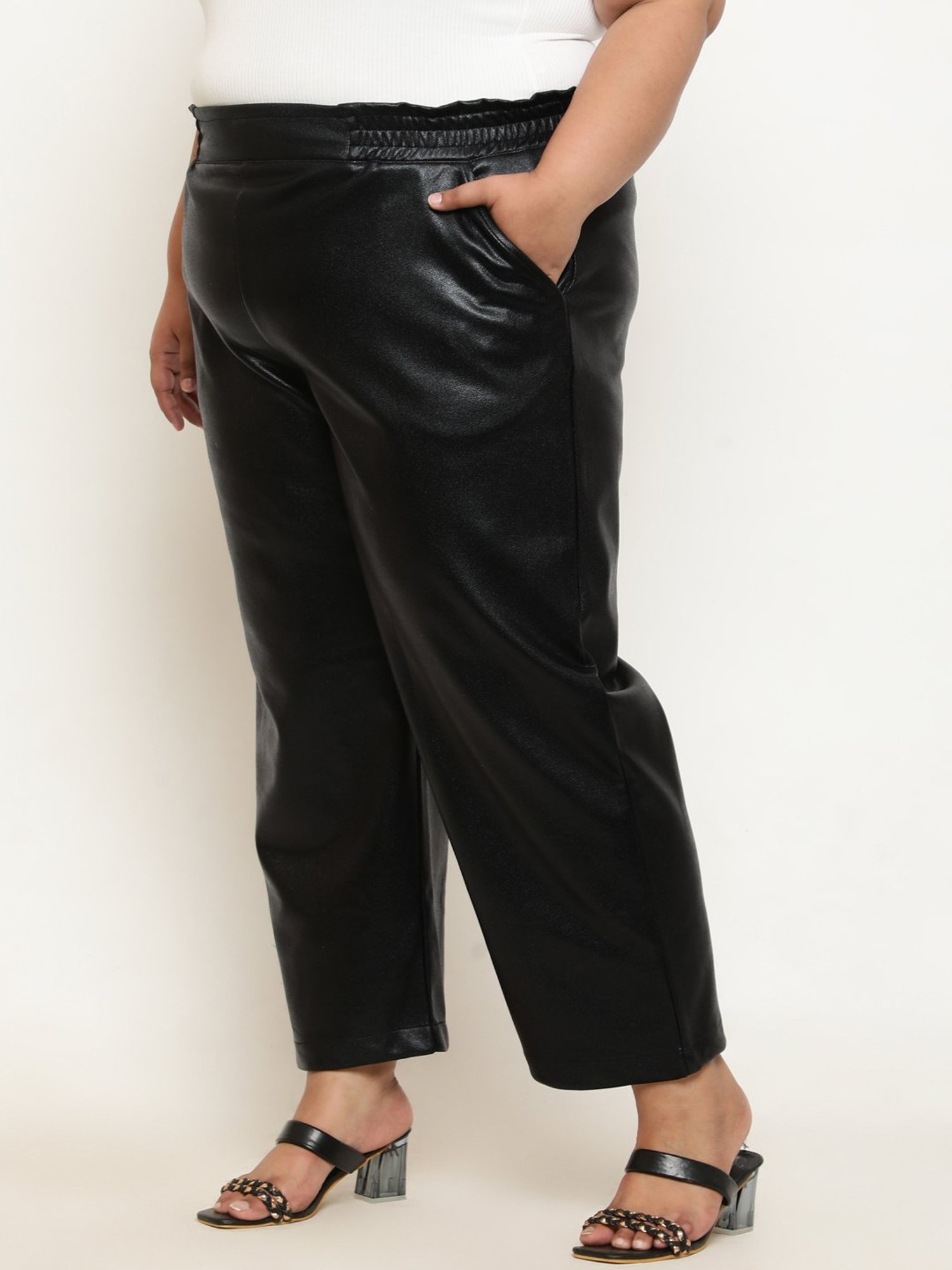 Amydus Black Regular Fit High Rise Pants