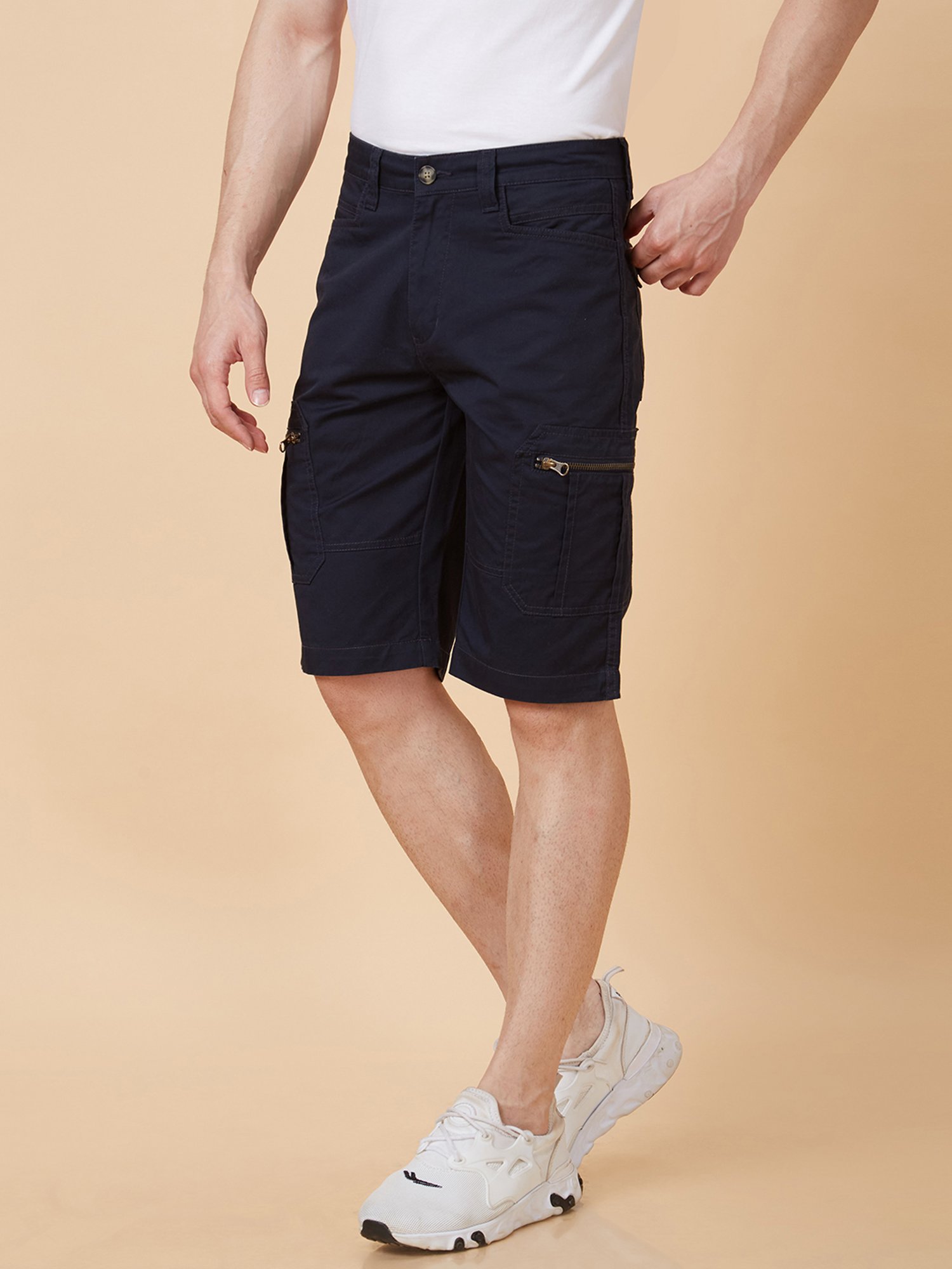 Globus Men Navy Blue Regular Fit Stretchable Cargo Short