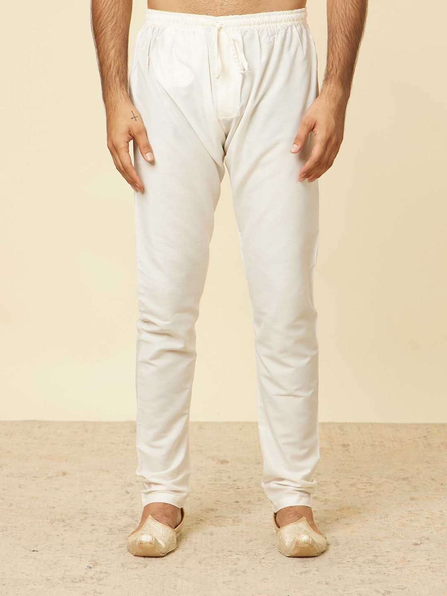 Sanwara Sea Green & White Cotton Regular Fit Chikankari Kurta Bottom Set