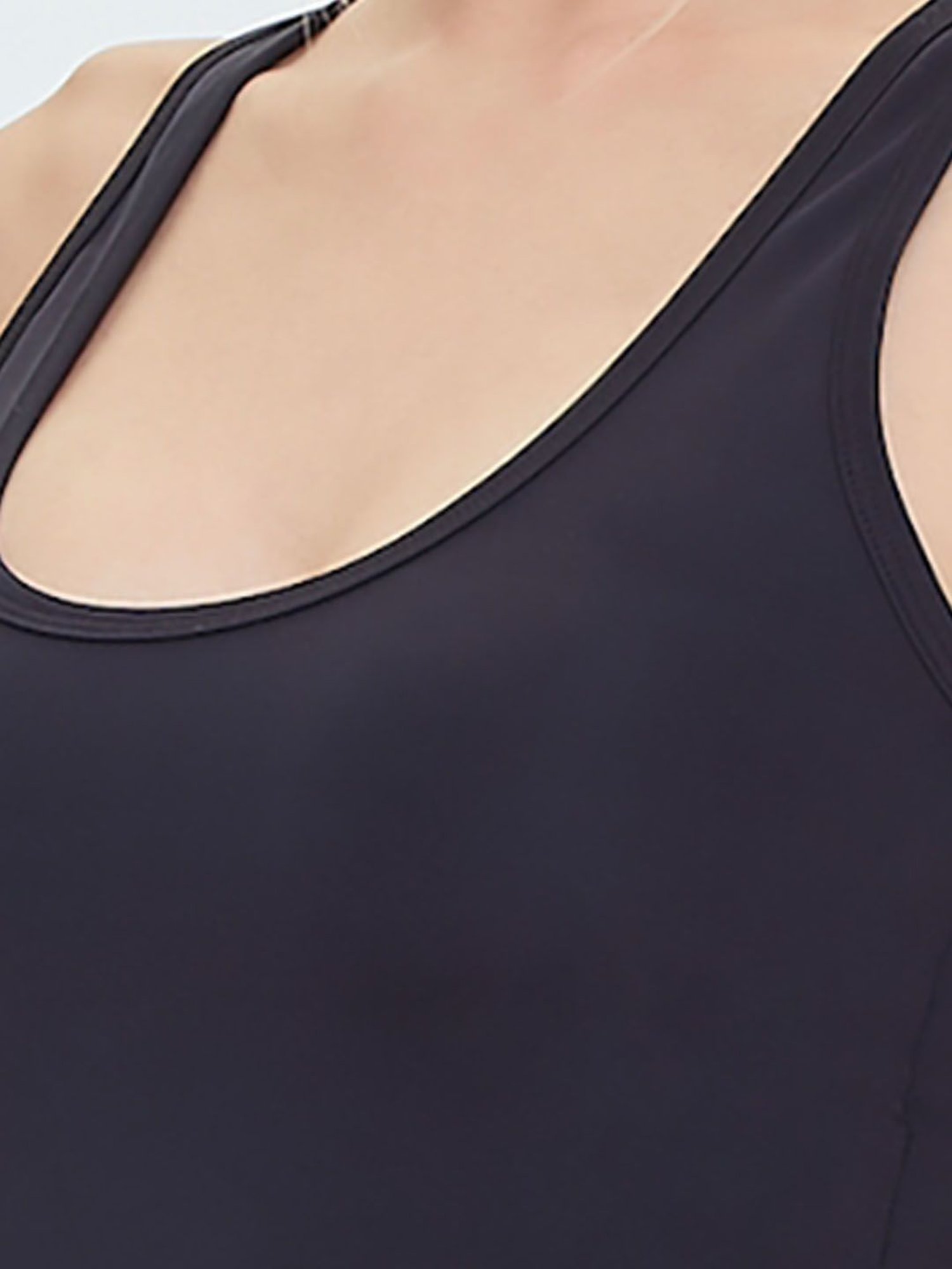 Forever 21 Black Regular Fit Tank Top