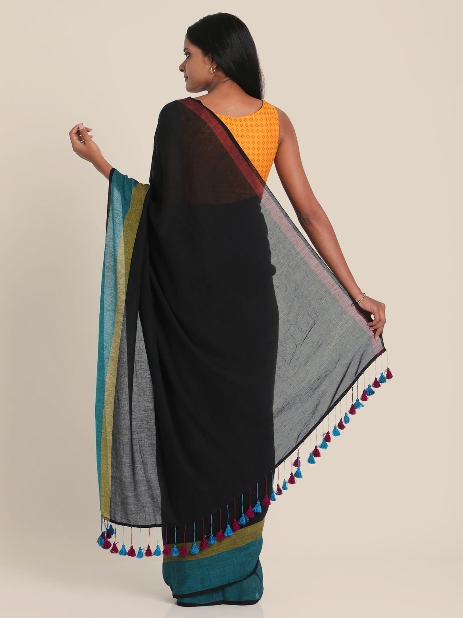 Suta Black Cotton Saree Without Blouse