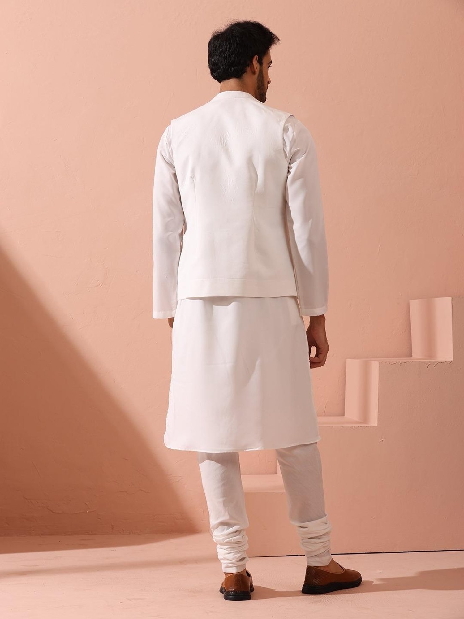 Swtantra White Regular Fit Embellished Nehru Jacket