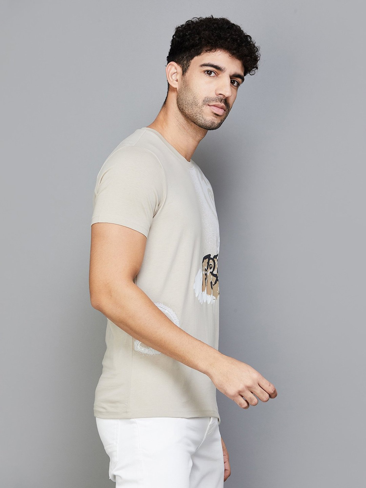 Forca by Lifestyle Off White & Grey Regular Fit Graphic Print T-Shirt
