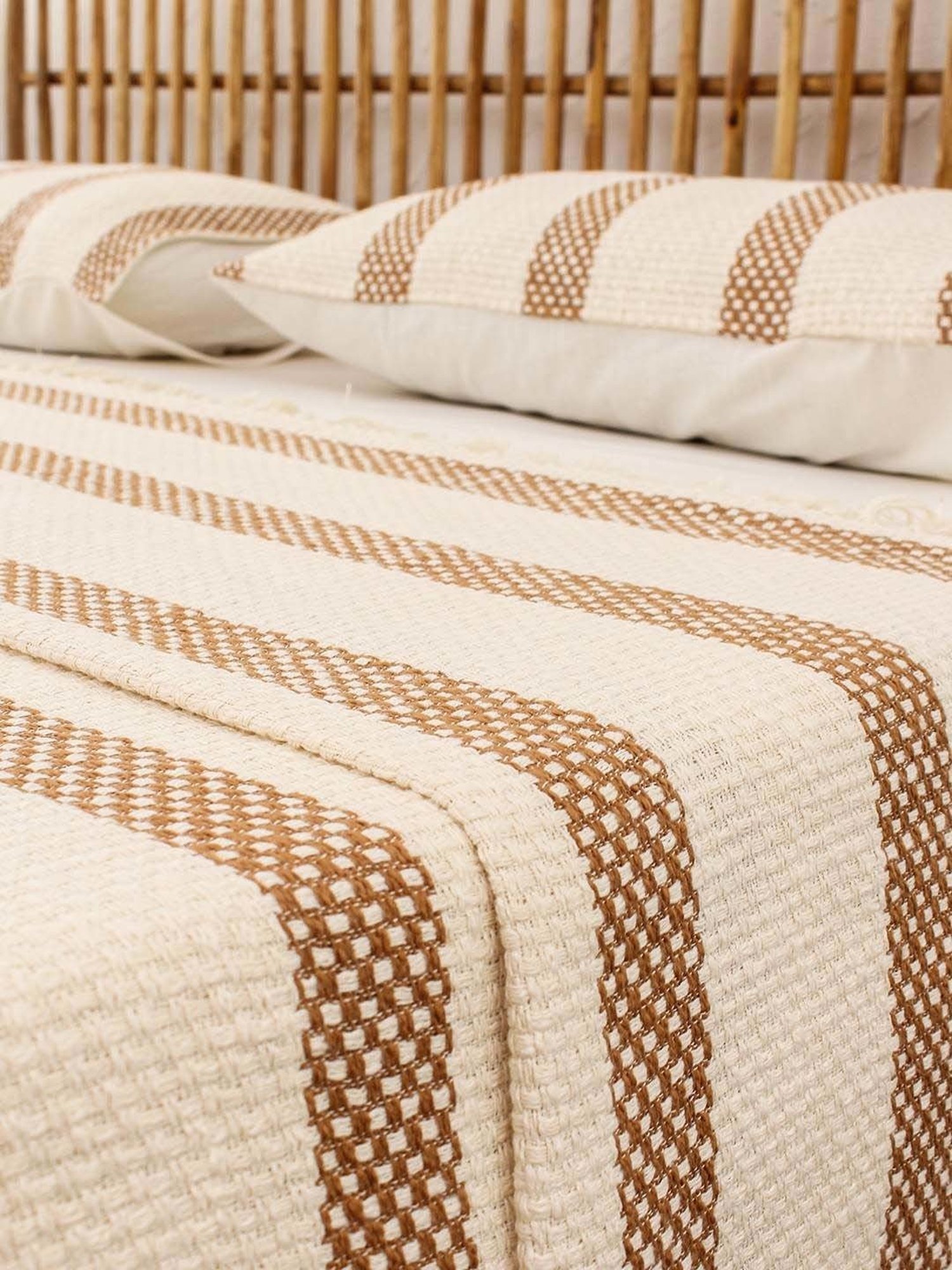 House This Shivalik Brown 150 TC Cotton Double Bedcover