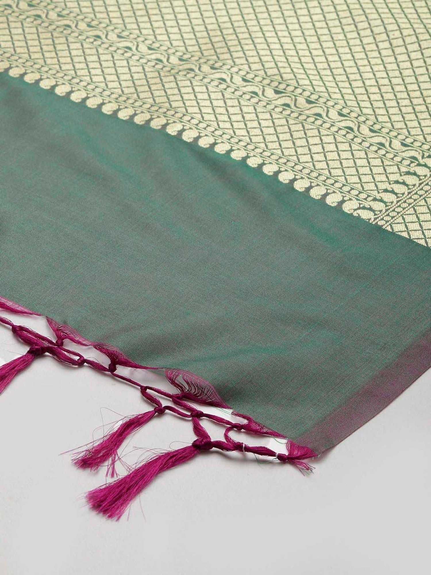 Banarasi Style Green Woven Pattern Dupatta
