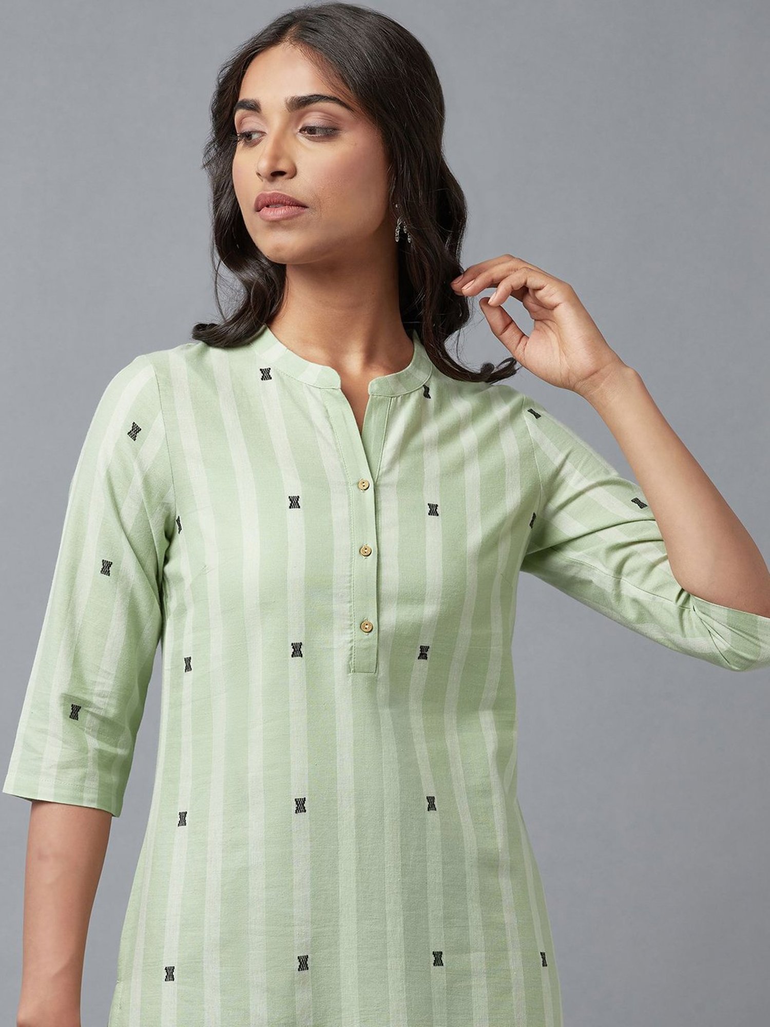 W Green Cotton Embroidered Straight Kurta
