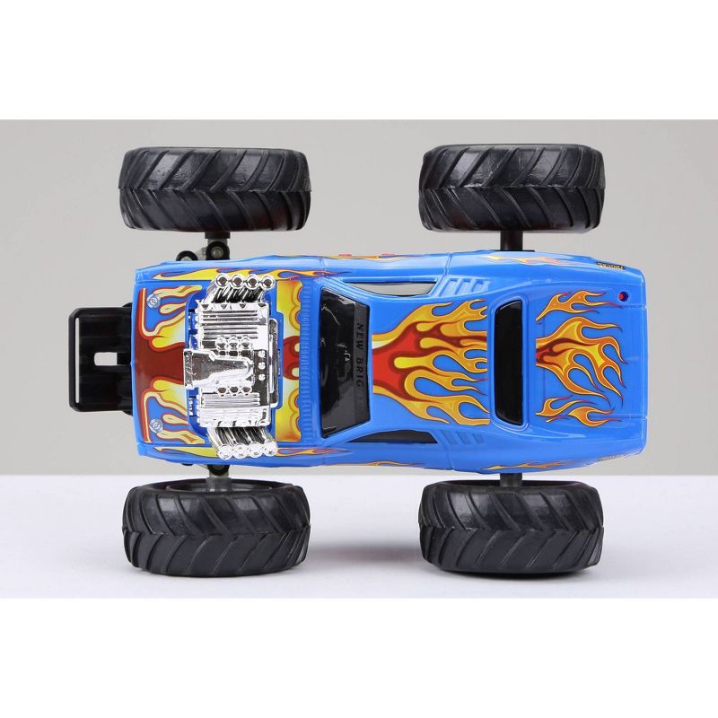 New Bright 1:24 RC Monster Truck Hot Wheels Rodger Dodger