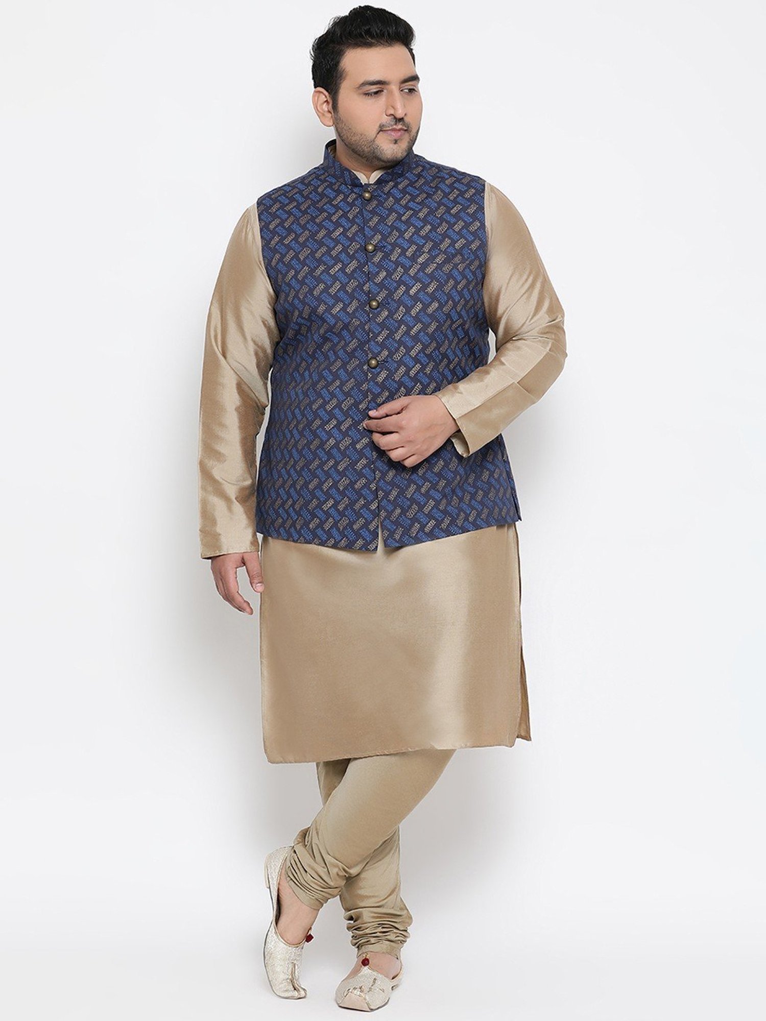 KISAH PLUS Navy Regular Fit Printed Kurta Set With Jacket